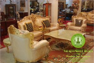 Sofa-Tamu-Jati-Ukir-Eolo-Laci-Harga-Terbaru-300x203  